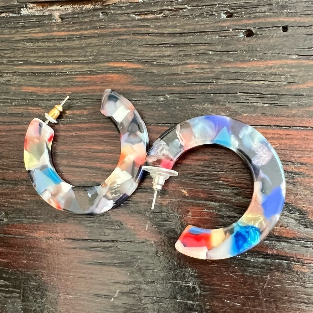 Multicolored Tortoise Shell Print Hoops Hoop Earr… - image 2